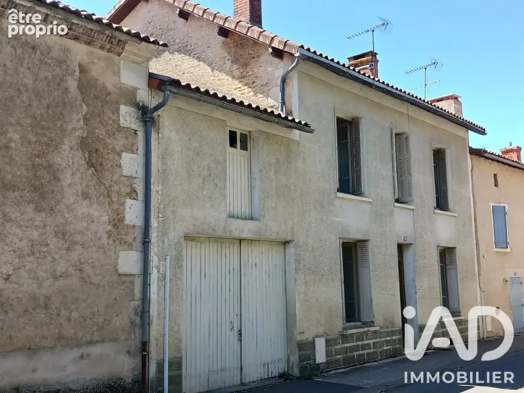 Photo 1 - Maison à USSON-DU-POITOU