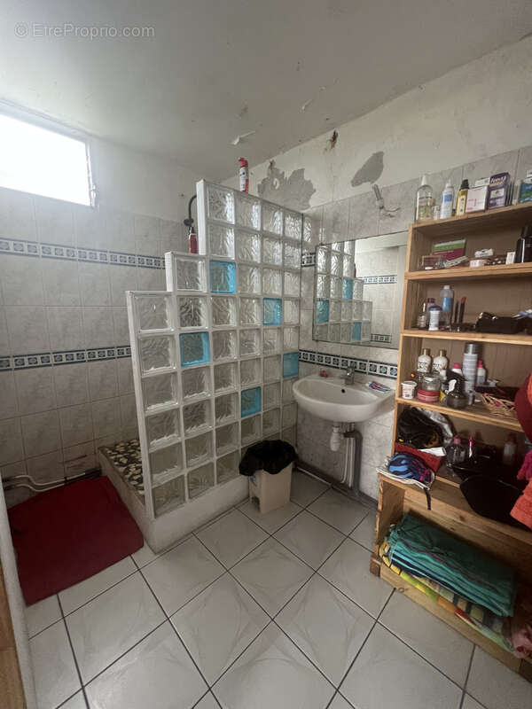 Appartement à BAIE-MAHAULT