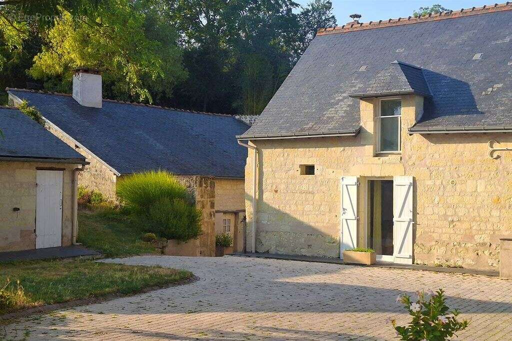 Maison à THIZAY