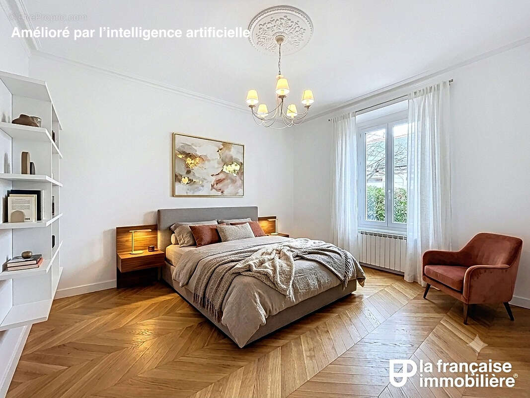 Charmant appartement ancien avec cachet  - 3/4 chambres - Secteur Place Hoche / Faculté de Droit - Stationnement - photo 11