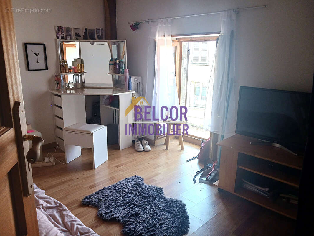 Maison à BROMEILLES