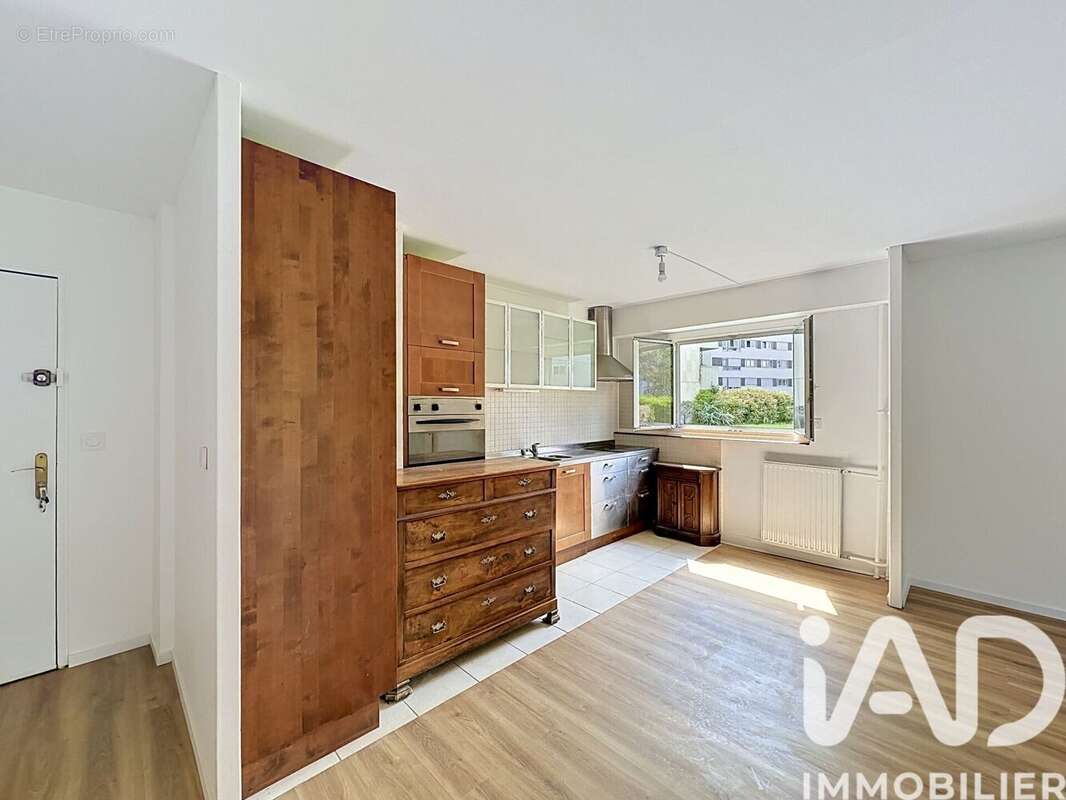 Photo 3 - Appartement à RUEIL-MALMAISON