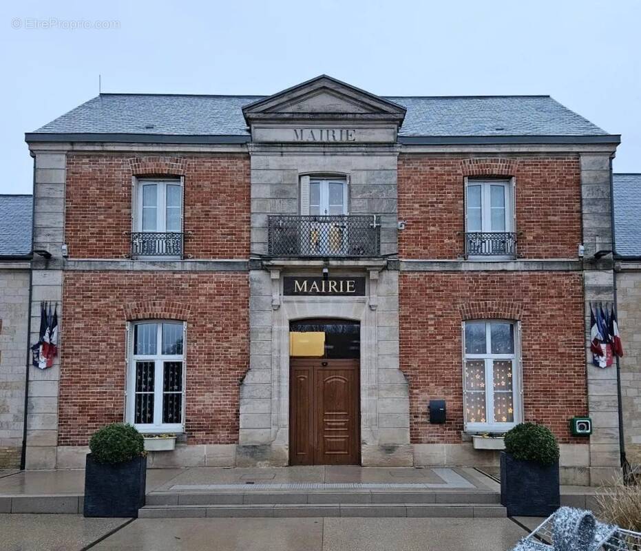 Maison à GUEUX