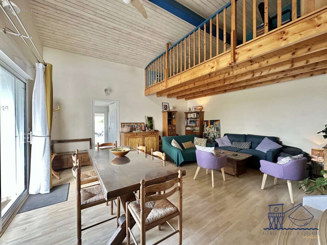 Maison à SAINT-FORT-SUR-GIRONDE