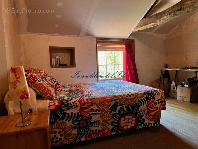 Maison à VERTEILLAC