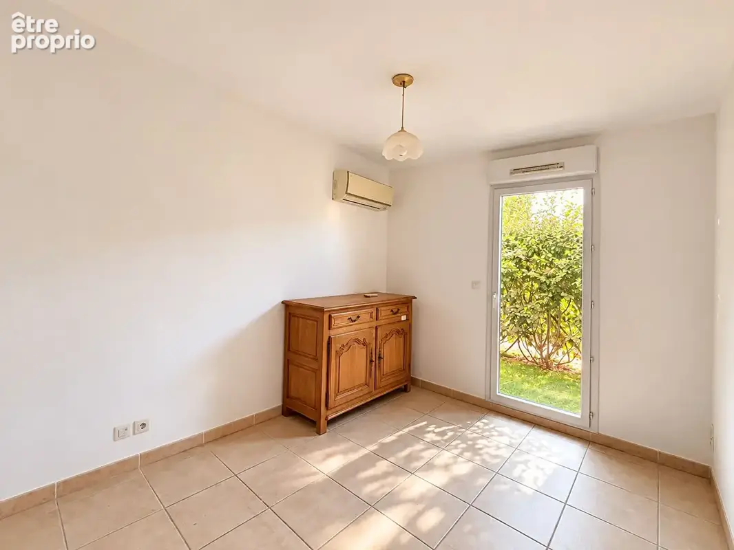 Appartement/Maison Fréjus 116m2 avec Garage, cave, jardin et parking libre - photo 10