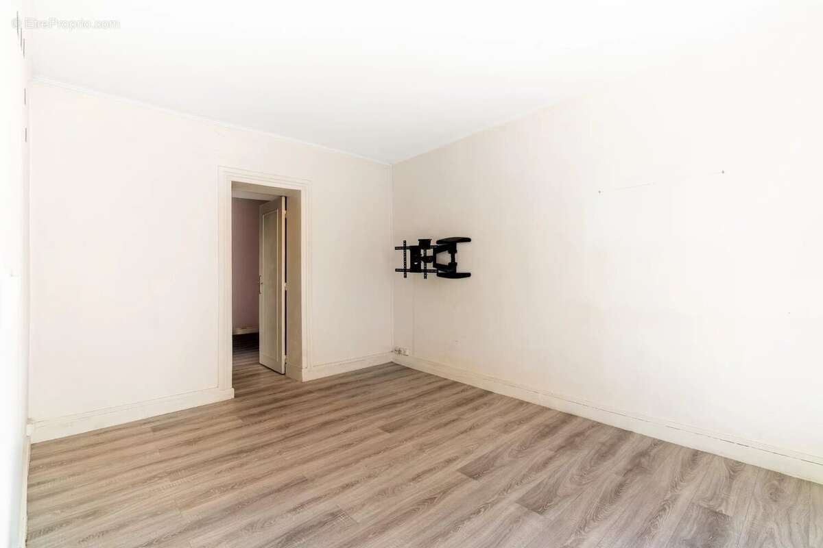 Levallois-Perret / Louise Michel - photo 8