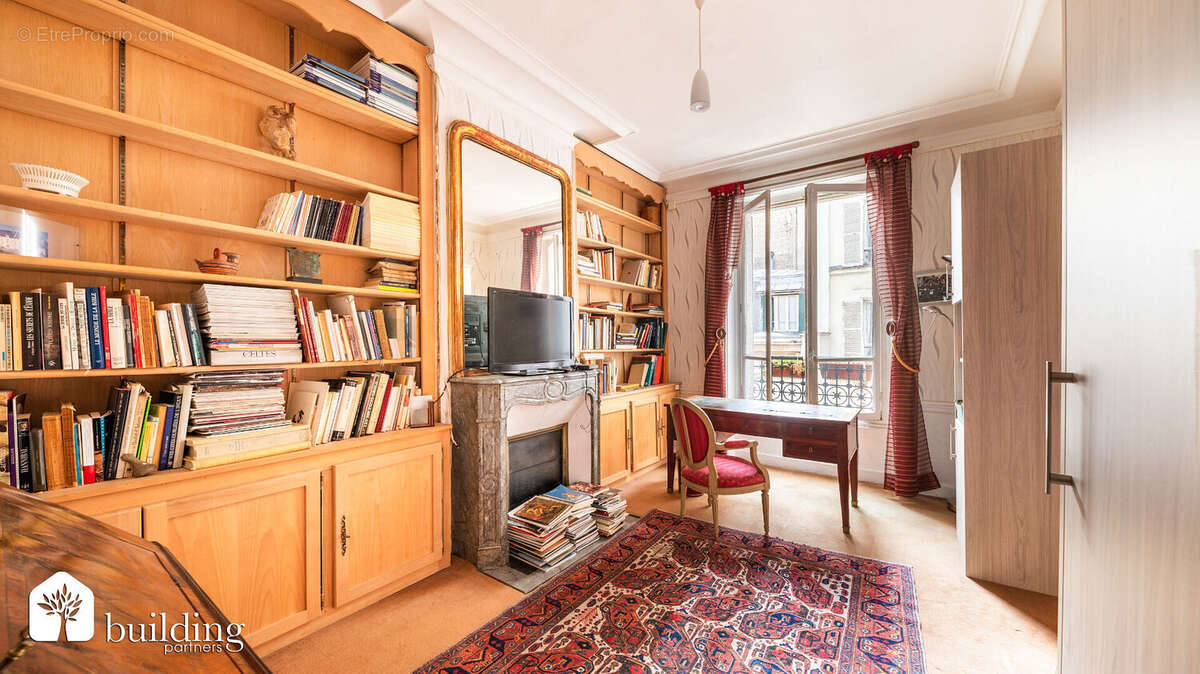Appartement à PARIS-8E