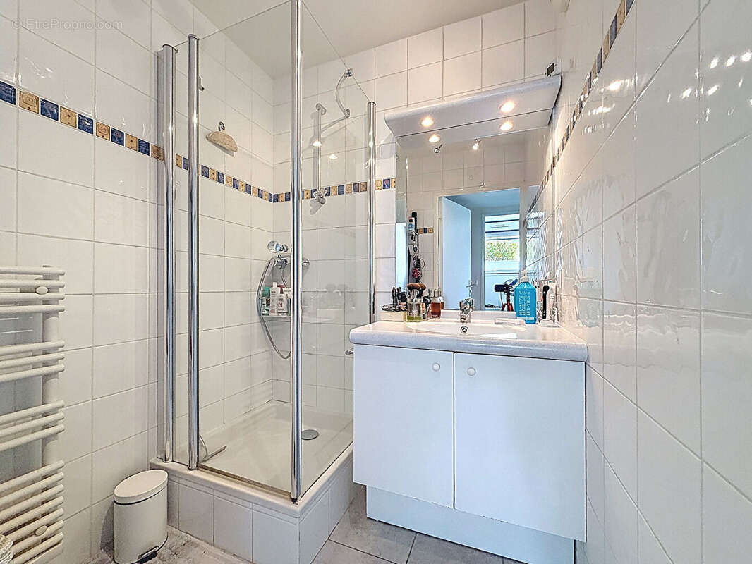 Appartement à MARSEILLE-12E