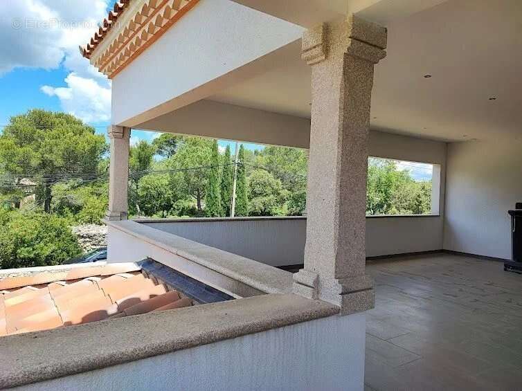 Maison 180 m² à Nimes  - photo 6