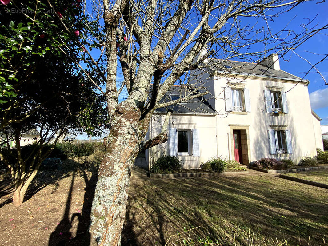Maison à CONFORT-MEILARS