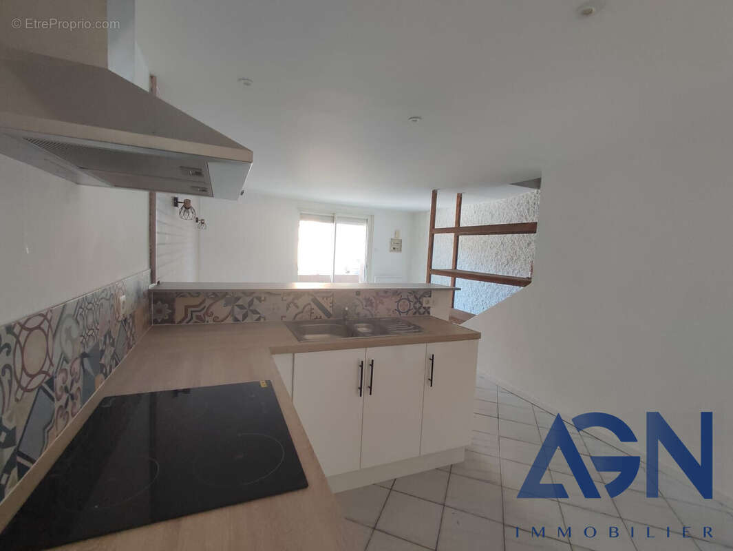 Appartement à VIAS