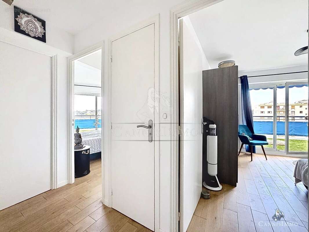 Appartement à LE CANNET