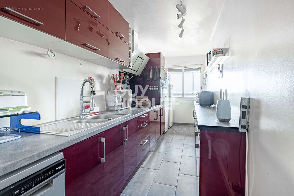 Appartement à GENNEVILLIERS