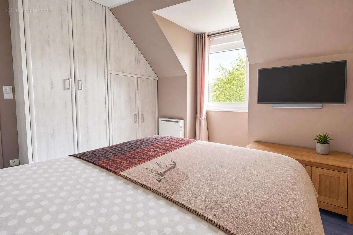 Maison à SAINT-HYMER