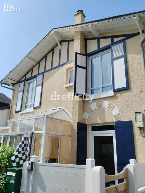 Maison à OUISTREHAM