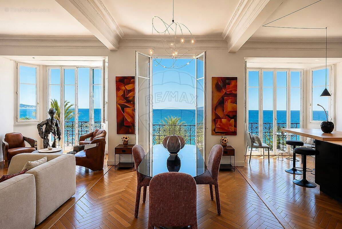 Appartement à NICE