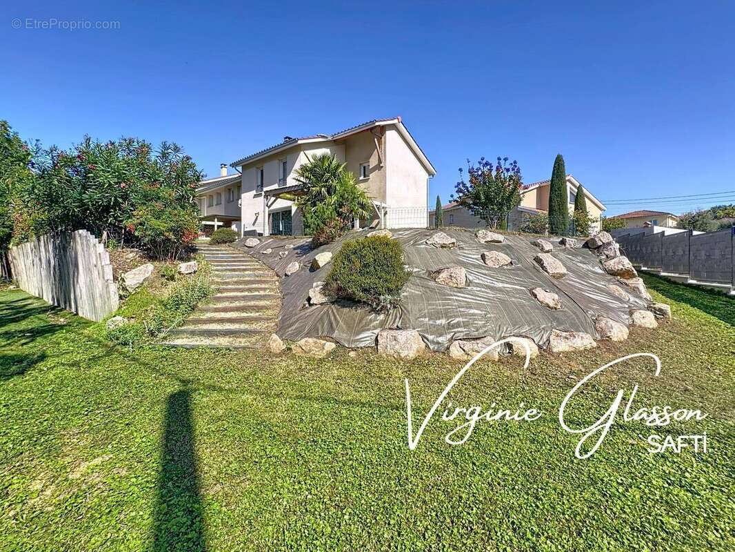 Photo 2 - Maison à TOUSSIEU