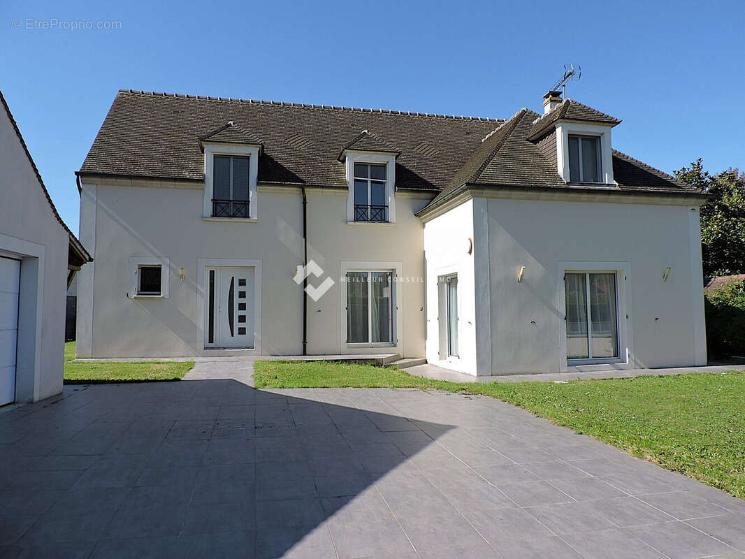 Maison à GOUVERNES