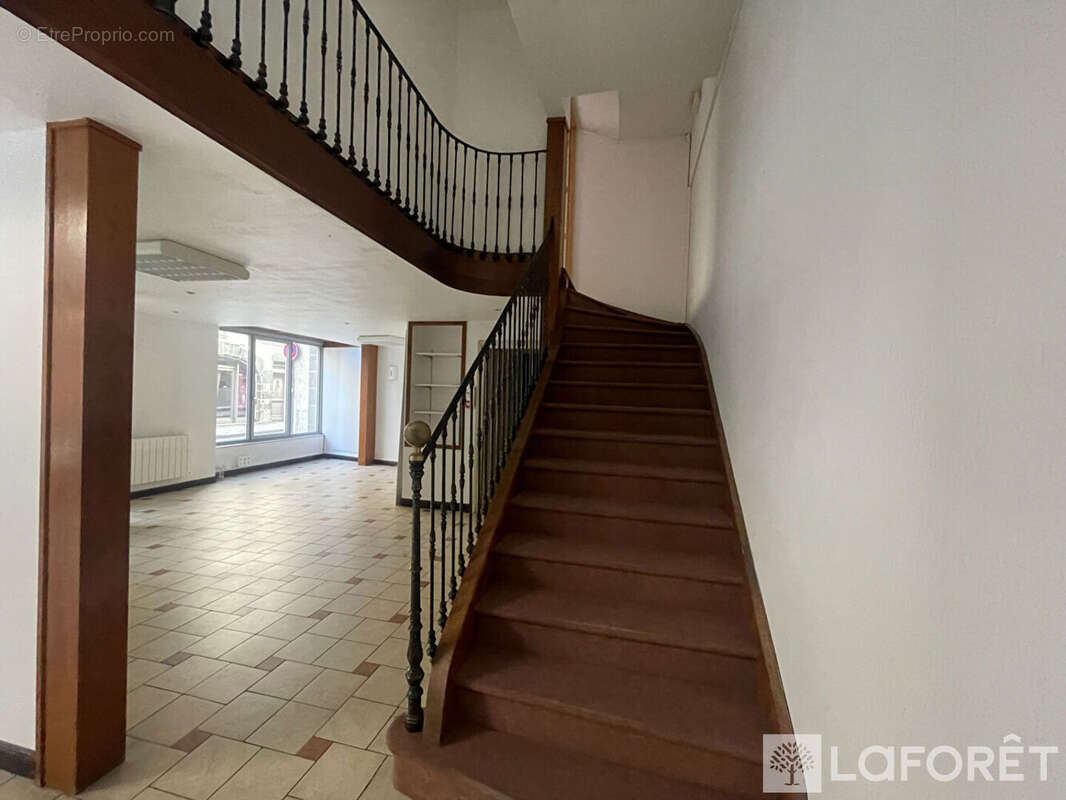 Commerce à SAINT-FLOUR