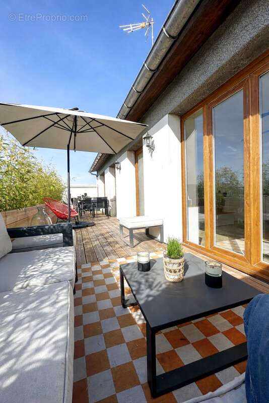 Appartement à SAINT-MAUR-DES-FOSSES