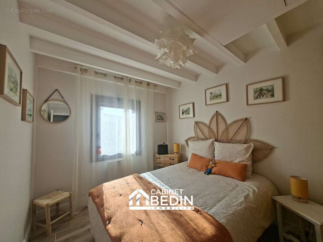 Maison à ARES