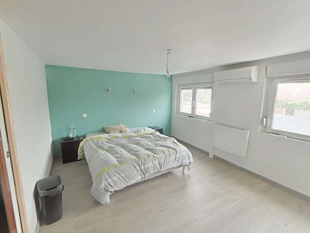 Maison à MONTIGNY-EN-GOHELLE