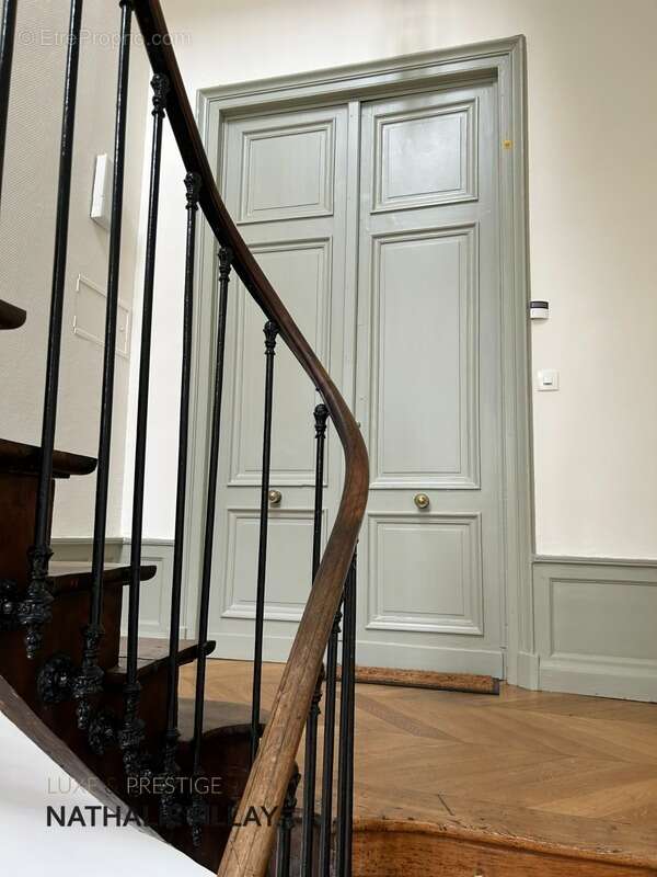 Orleans HYPER CENTRE,  appartement somptueux  de 175 m²  à vendre, dans hotel particulier - photo 12