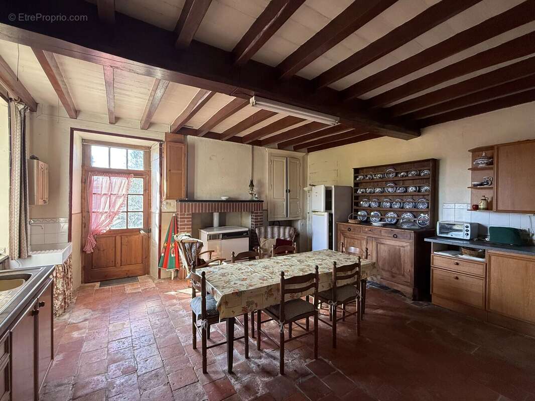 Maison à MARNES