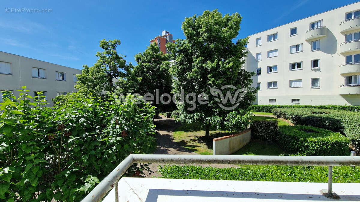 Appartement à ELANCOURT
