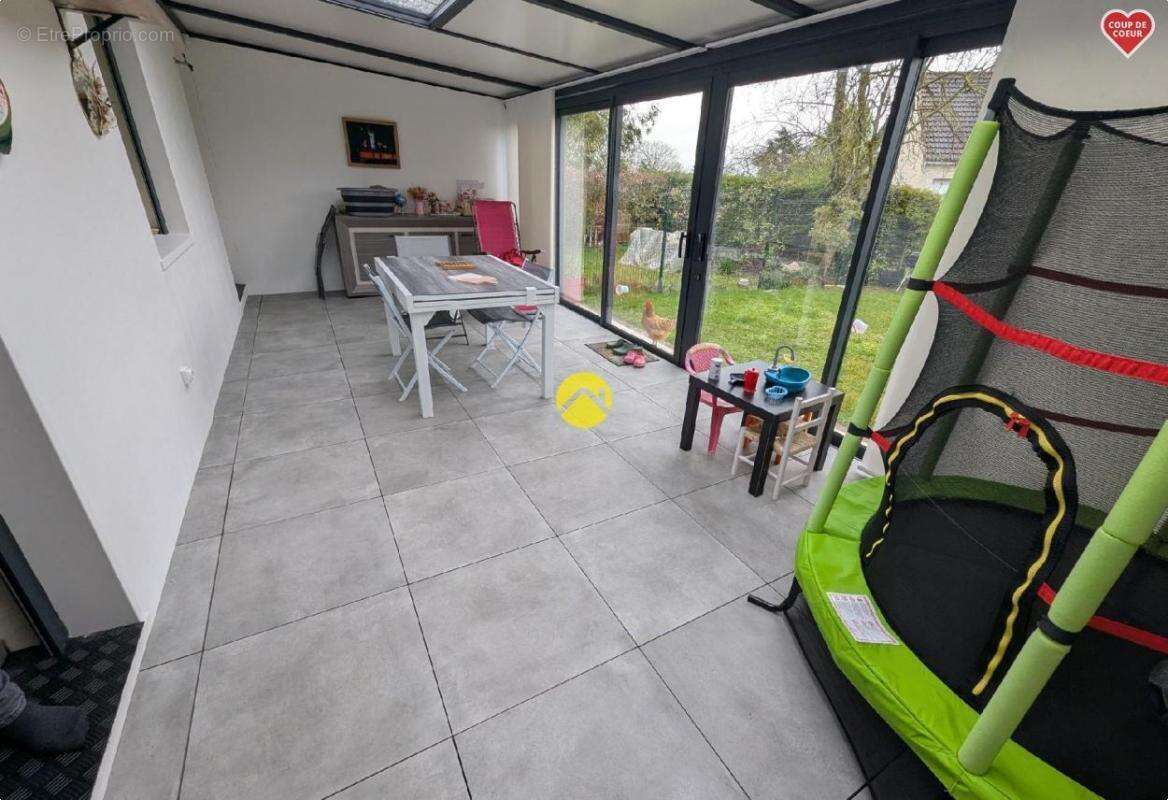 Maison à SAINT-DOULCHARD