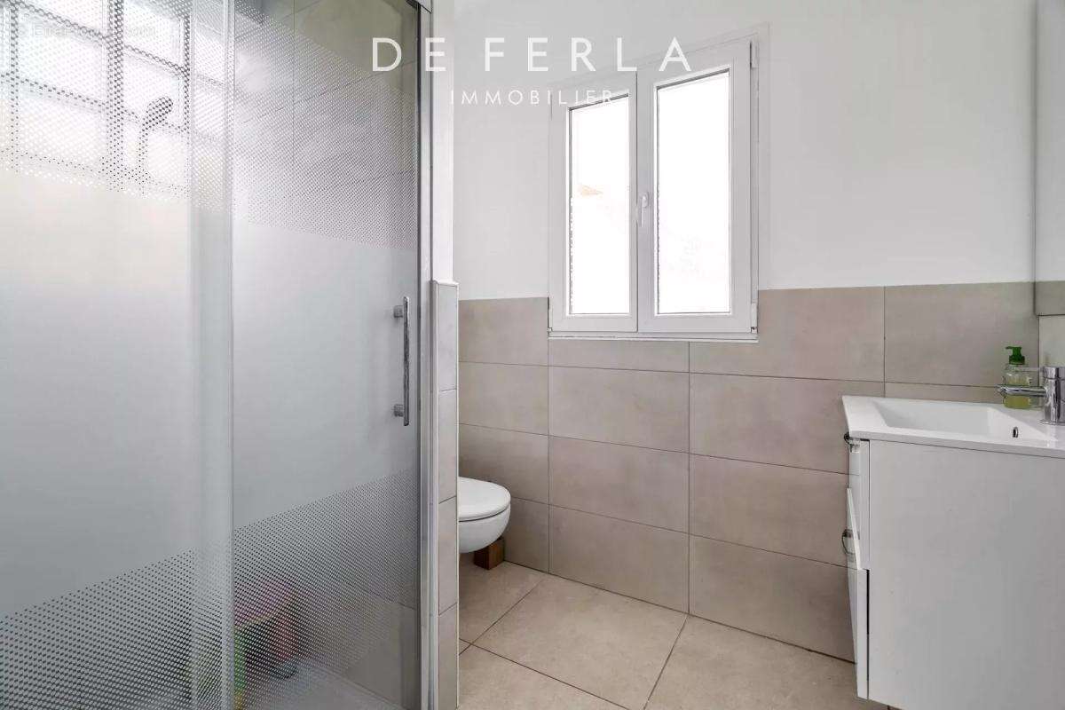 Maison à NEUILLY-SUR-MARNE