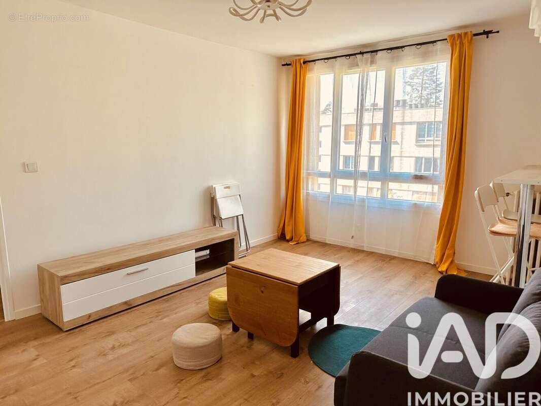 Photo 2 - Appartement à CLAMART