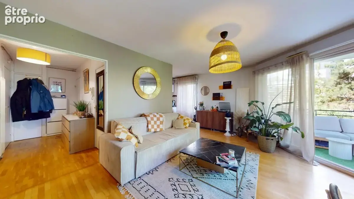  Lyon 4ᵉ – Croix-Rousse  Appartement 2 pièces avec balcon, cave et garage en option ! - photo 3