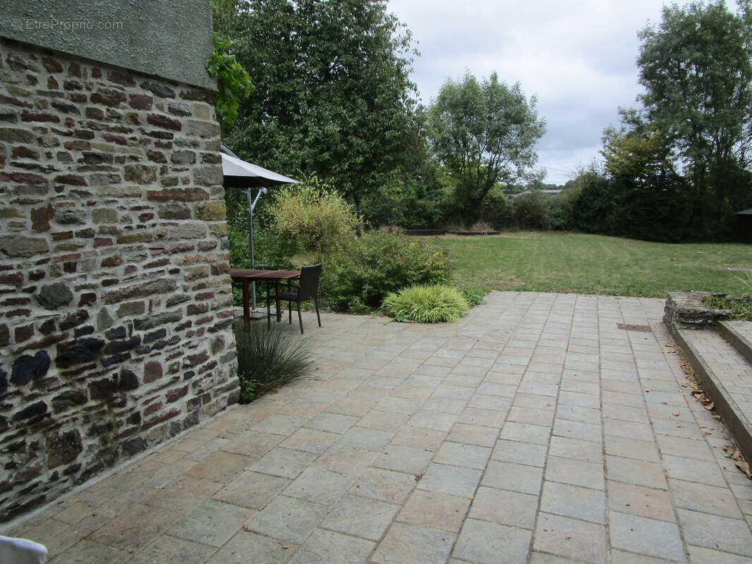 Maison à LE BENY-BOCAGE