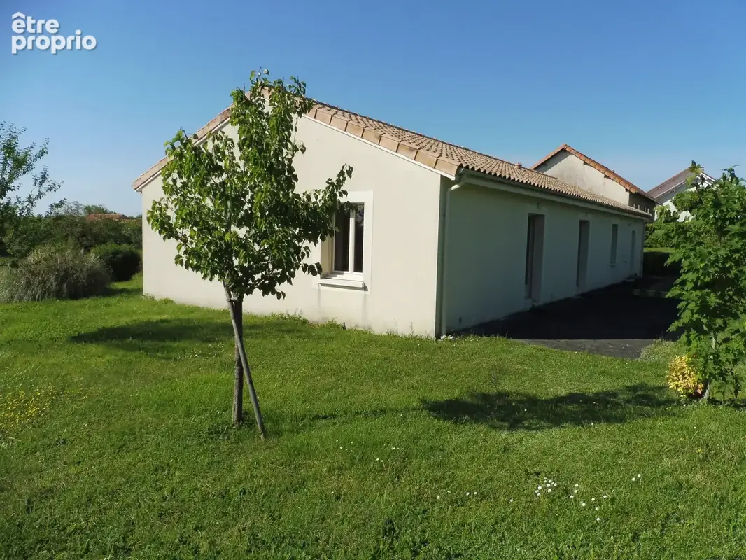 Sur les hauteurs de riberac tres belle vue - photo 24