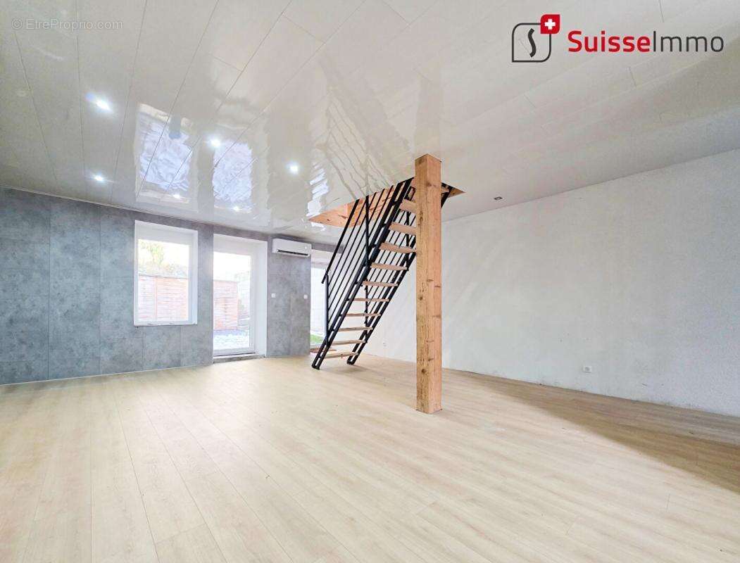 Maison à L'ISLE-SUR-LE-DOUBS