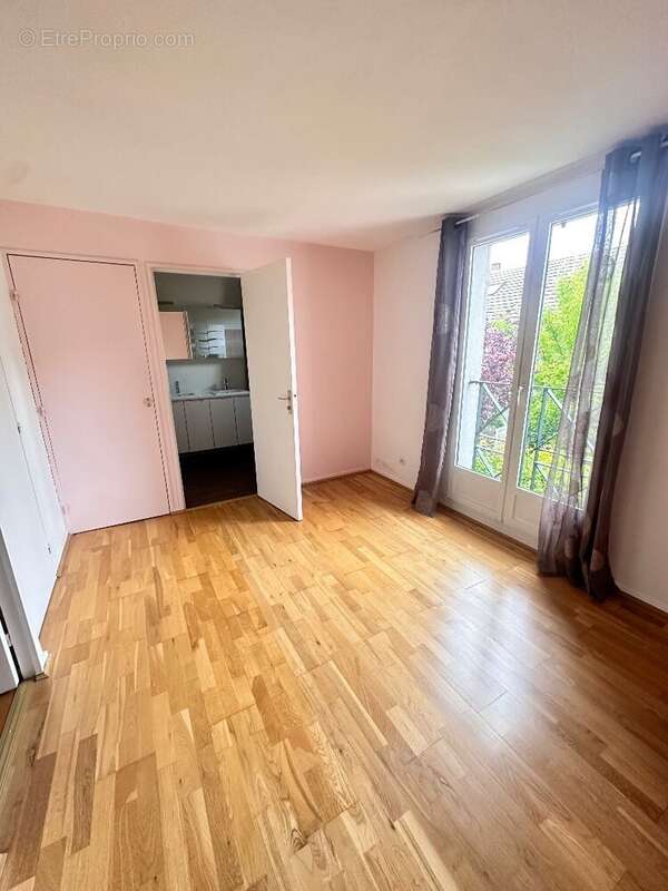 Maison à BUC