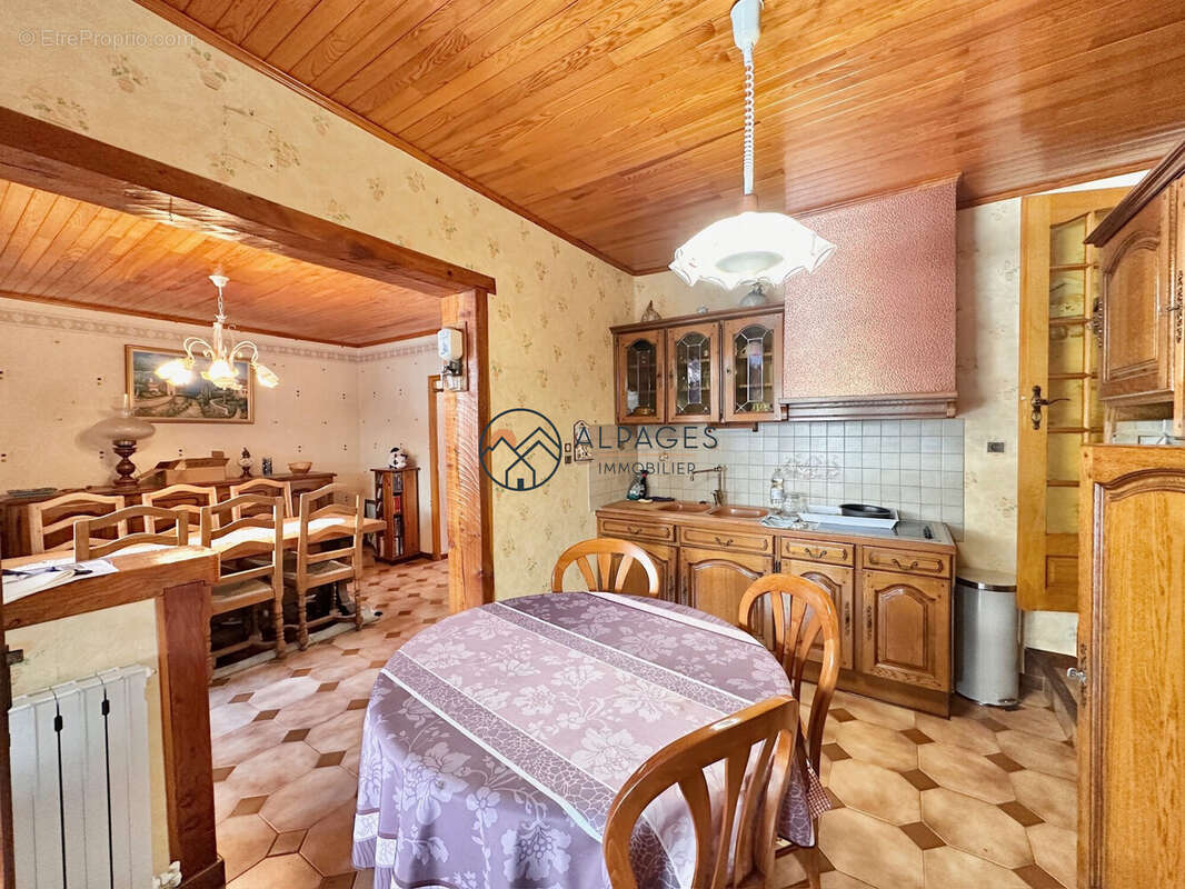 Maison à L'ARGENTIERE-LA-BESSEE