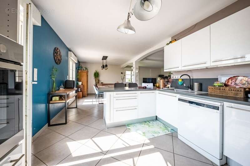 Maison à BRETENIERE