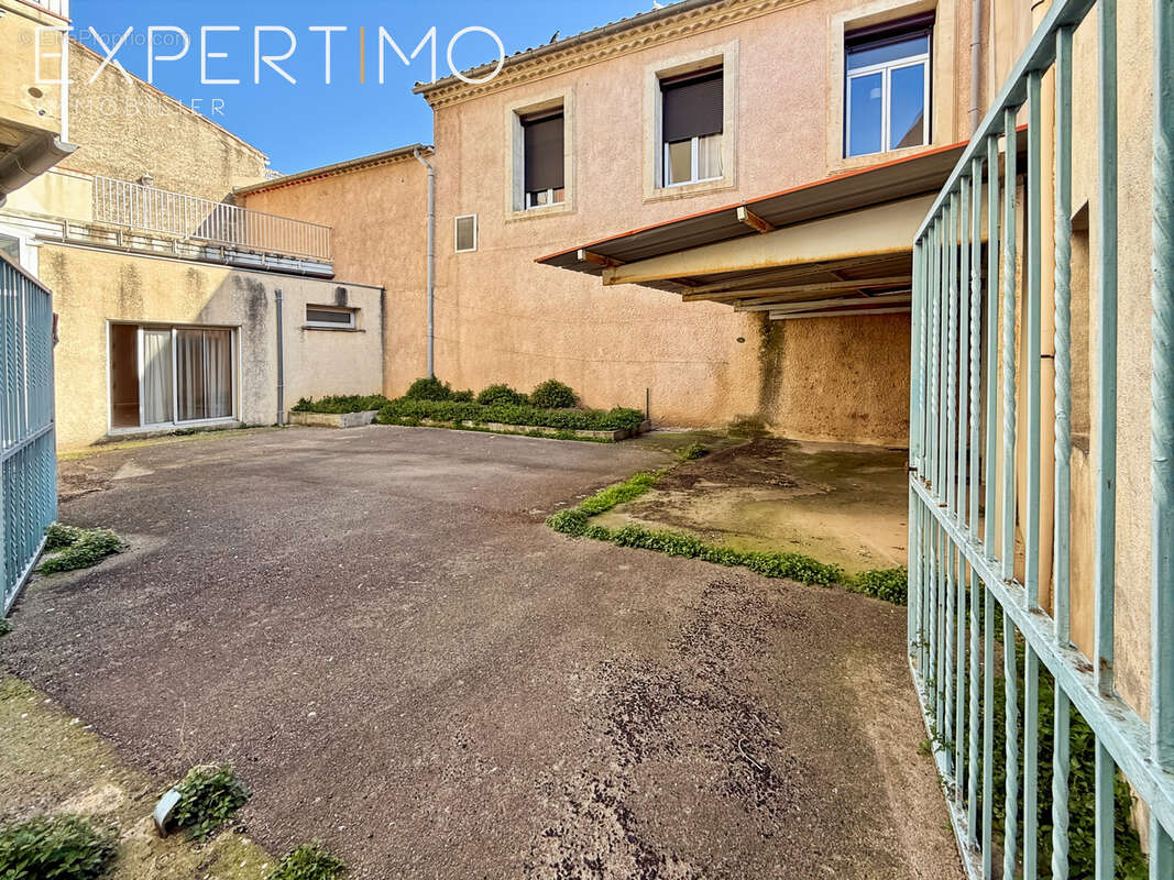 Appartement à LUNEL