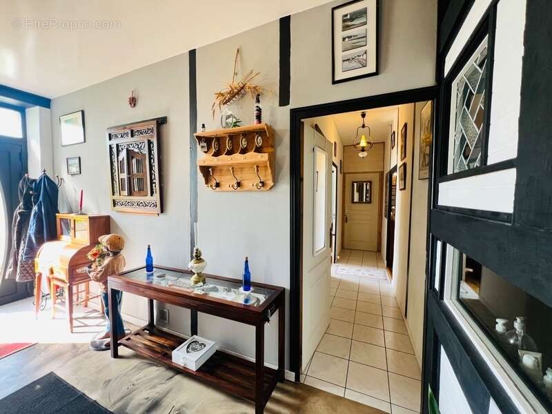 Maison à SAINT-SAUVEUR