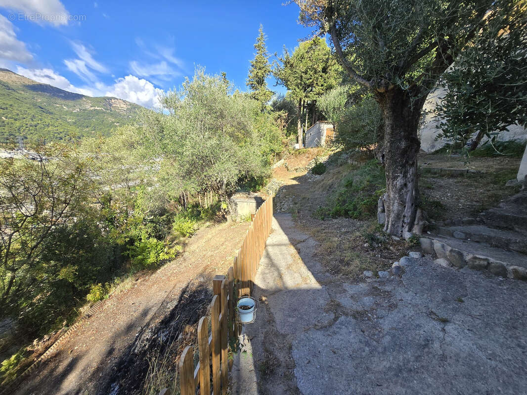 Appartement à SAINT-MARTIN-DU-VAR