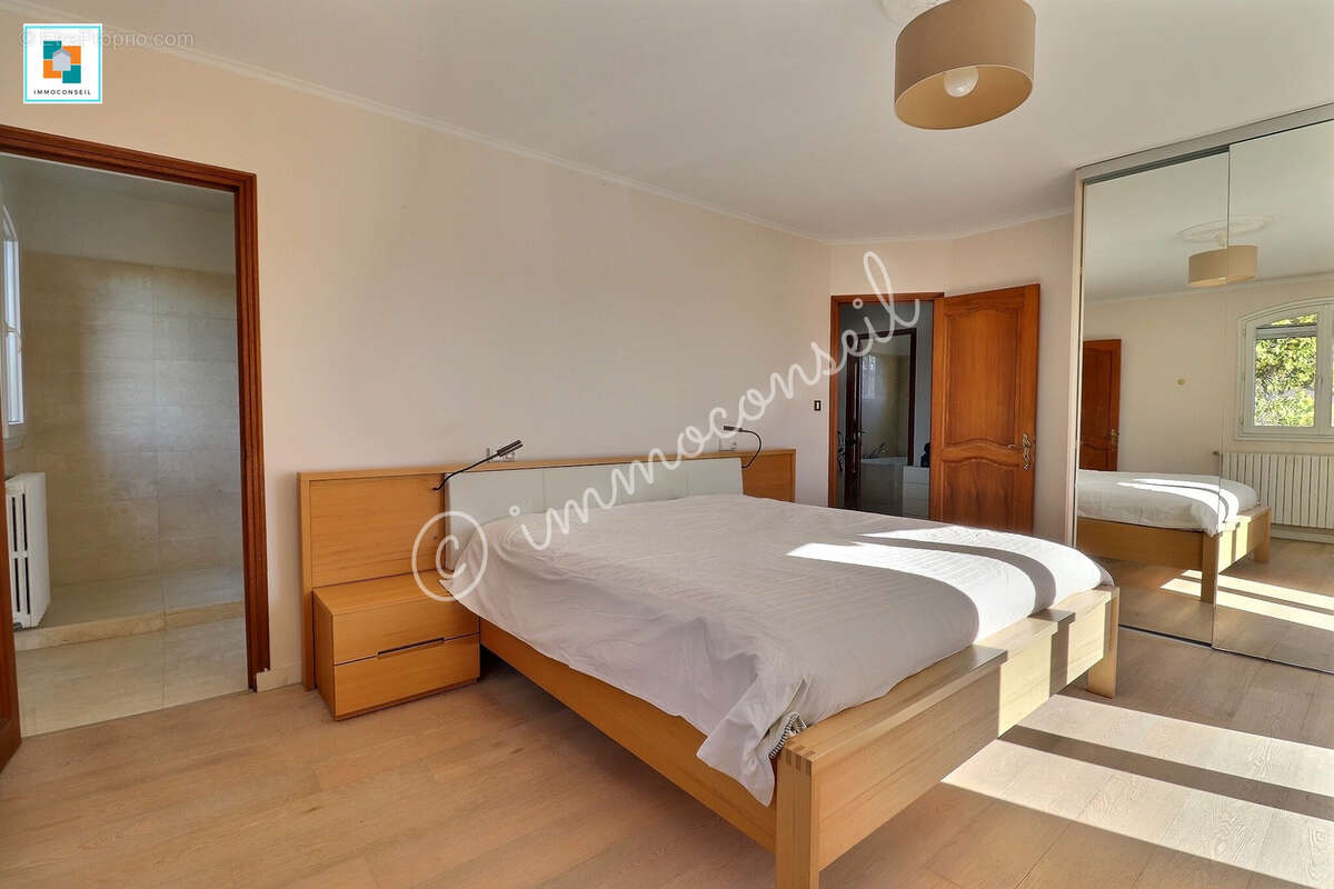 Maison à PLAN-DE-CUQUES