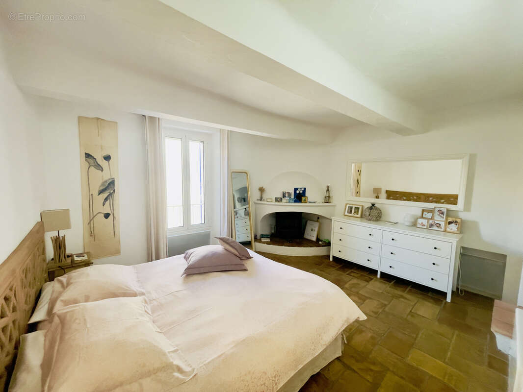 Maison à PLAN-DE-LA-TOUR