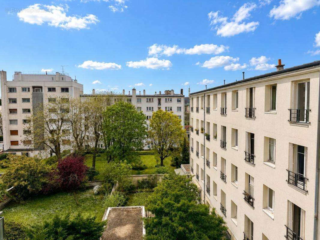 Appartement à SAINT-MAUR-DES-FOSSES
