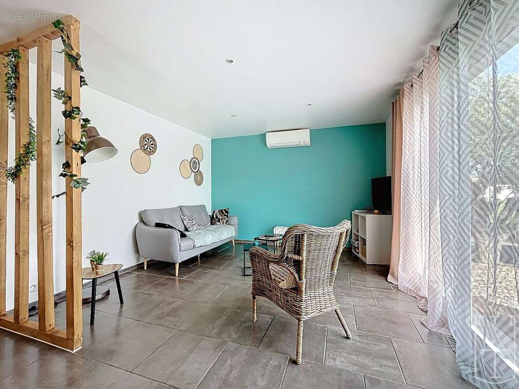 Maison à VALLON-PONT-D&#039;ARC