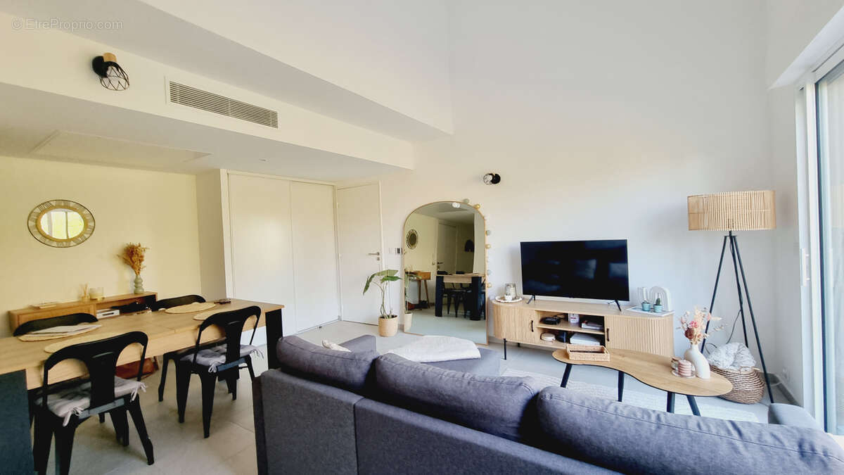 Appartement à SAINT-RAPHAEL