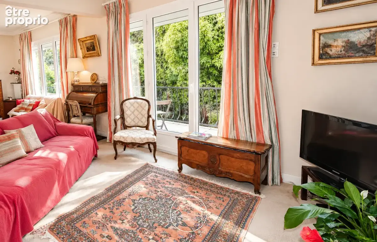 Domaine de Grandchamp - Maison de 8 pièces, 6 chambres-  A RENOVER - photo 9