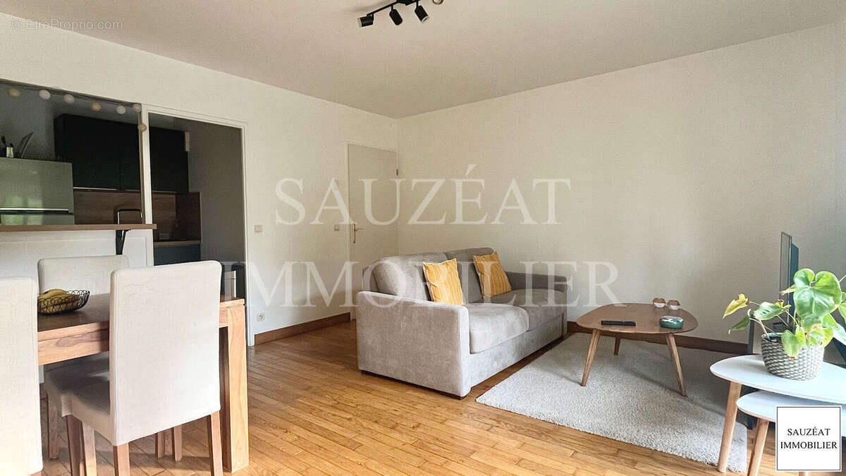 Appartement à MONTROUGE